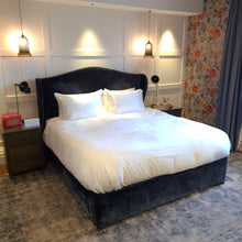 Load image into Gallery viewer, Luxury Queen Size White Pillowcase - Pure 100% Mulberry Silk with GIFT BOX