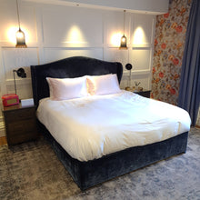 Load image into Gallery viewer, Luxury King Size Pink Pillowcase - Pure 100% Mulberry Silk 22 Momme