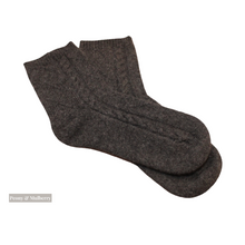 Load image into Gallery viewer, Luxurious Cable Design Pure Cashmere Ankle Socks In Charcoal