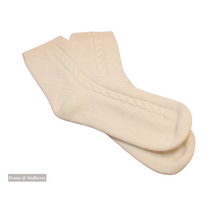 Load image into Gallery viewer, Luxurious Cable Design Pure Cashmere Ankle Socks In Off White