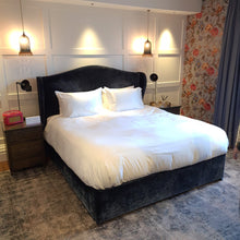 Load image into Gallery viewer, Luxury Queen Size White Pillowcase - Pure 100% Mulberry Silk 22 Momme

