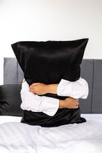 Load image into Gallery viewer, Luxury King Size Black Pillowcase - Pure 100% Mulberry Silk 22 Momme
