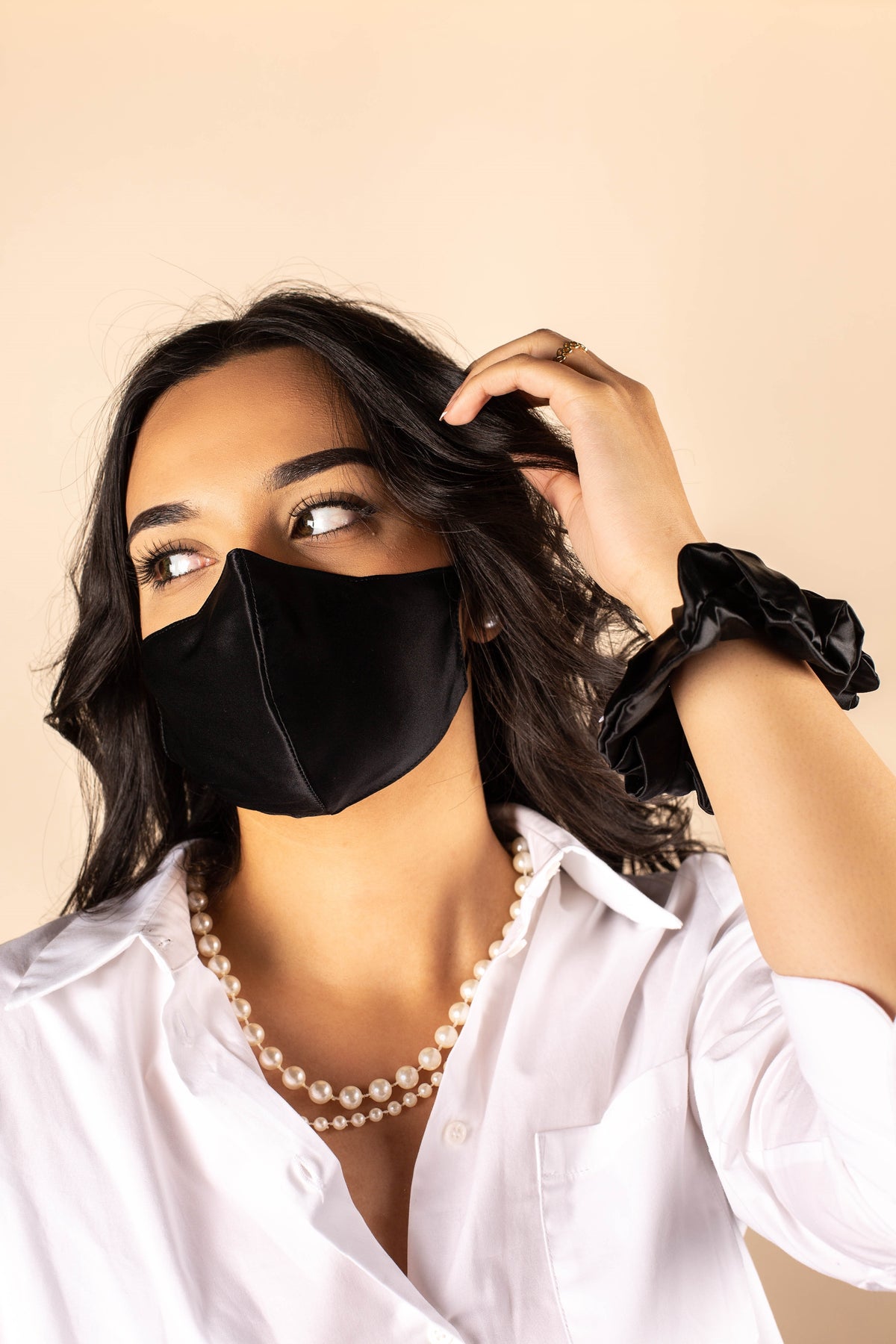 Peony & Mulberry Pure 100% Mulberry Silk Face Mask in Black (22 Momme)